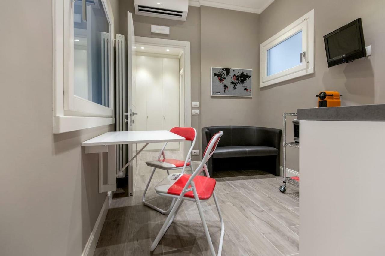 Bell Tower Studio Apartment Florença Exterior foto